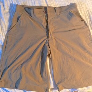 Under Armor men’s shorts 32 waist